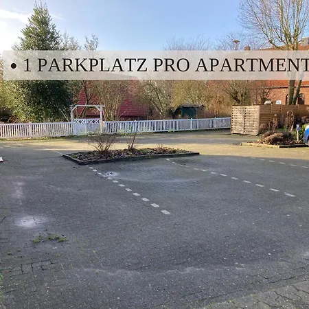 Haus Krabbe, 3, Fuer 1-2 Personen, 2 Schlafzimmer, Einzelbetten, An Der Nordsee Naehe Bremerhaven, 3 Hunde Kostenfrei Willkommen, Kostenfreier Parkplatz, Gute Zuganbindung, Zentral Gelegen Appartamento Wremen