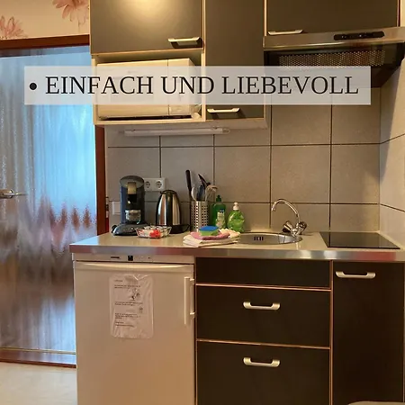 Appartamento Haus Krabbe, 3, Fuer 1-2 Personen, 2 Schlafzimmer, Einzelbetten, An Der Nordsee Naehe Bremerhaven, 3 Hunde Kostenfrei Willkommen, Kostenfreier Parkplatz, Gute Zuganbindung, Zentral Gelegen