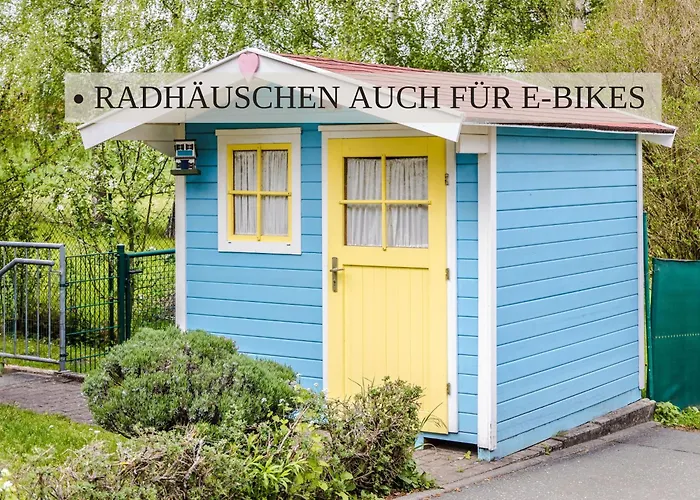 アパート Haus Krabbe, 3, Fuer 1-2 Personen, 2 Schlafzimmer, Einzelbetten, An Der Nordsee Naehe Bremerhaven, 3 Hunde Kostenfrei Willkommen, Kostenfreier Parkplatz, Gute Zuganbindung, Zentral Gelegen ヴレーメン