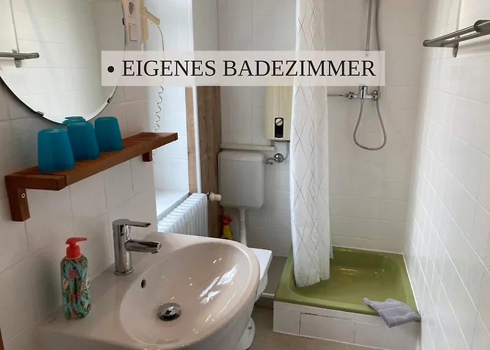 Haus Krabbe, 3, Fuer 1-2 Personen, 2 Schlafzimmer, Einzelbetten, An Der Nordsee Naehe Bremerhaven, 3 Hunde Kostenfrei Willkommen, Kostenfreier Parkplatz, Gute Zuganbindung, Zentral Gelegen *